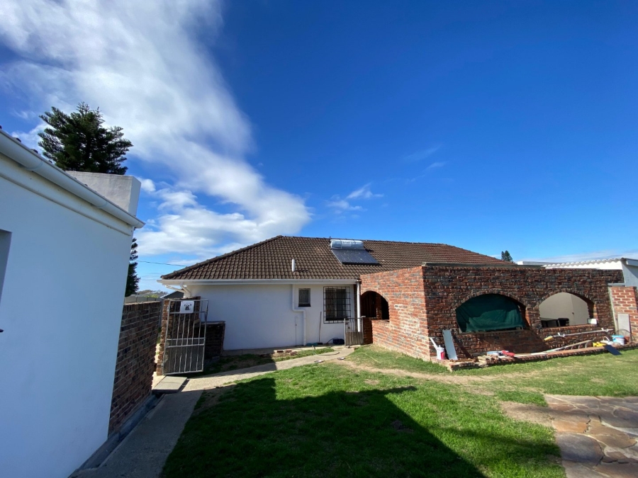 3 Bedroom Property for Sale in Amalinda Eastern Cape